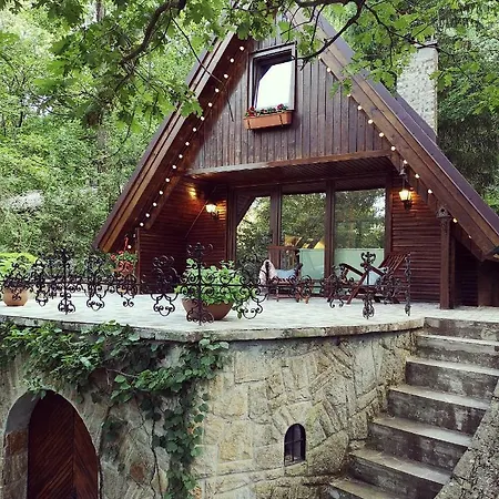 Holiday home Kiskalacs *